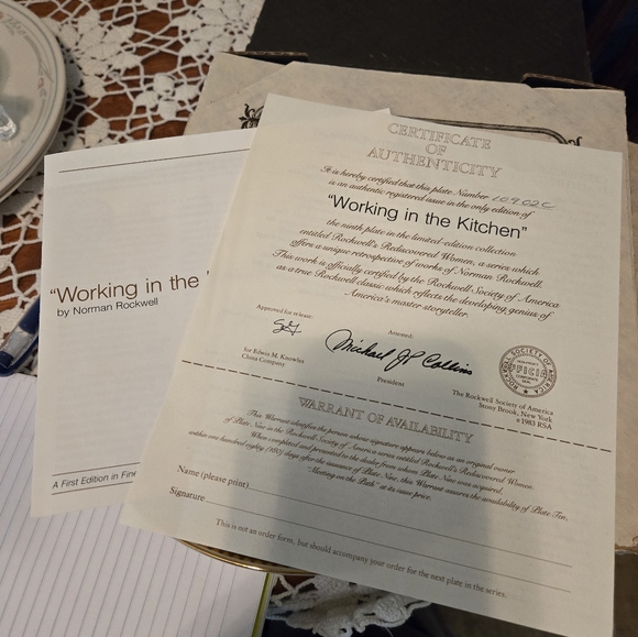 "Working In The Kitchen" Commenmorative Plate. In Box. - Picture 3 of 6